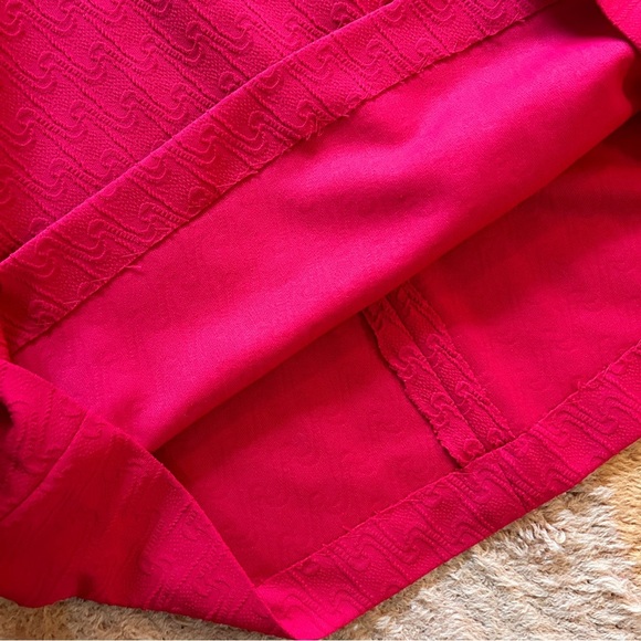 Vintage 60s 70s Cherry Red Sleeveless A-Line Dress – Textured Knit Mod Shift - Picture 9 of 9